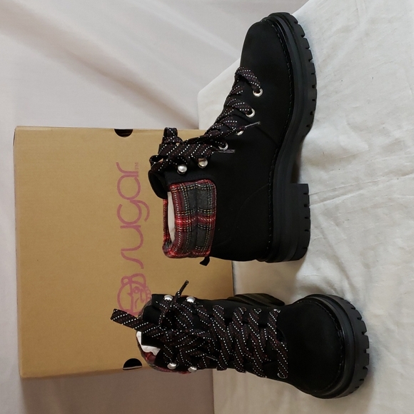 NEW Sugar Rave Plaid Cuff Hiker Boot - Picture 1 of 12